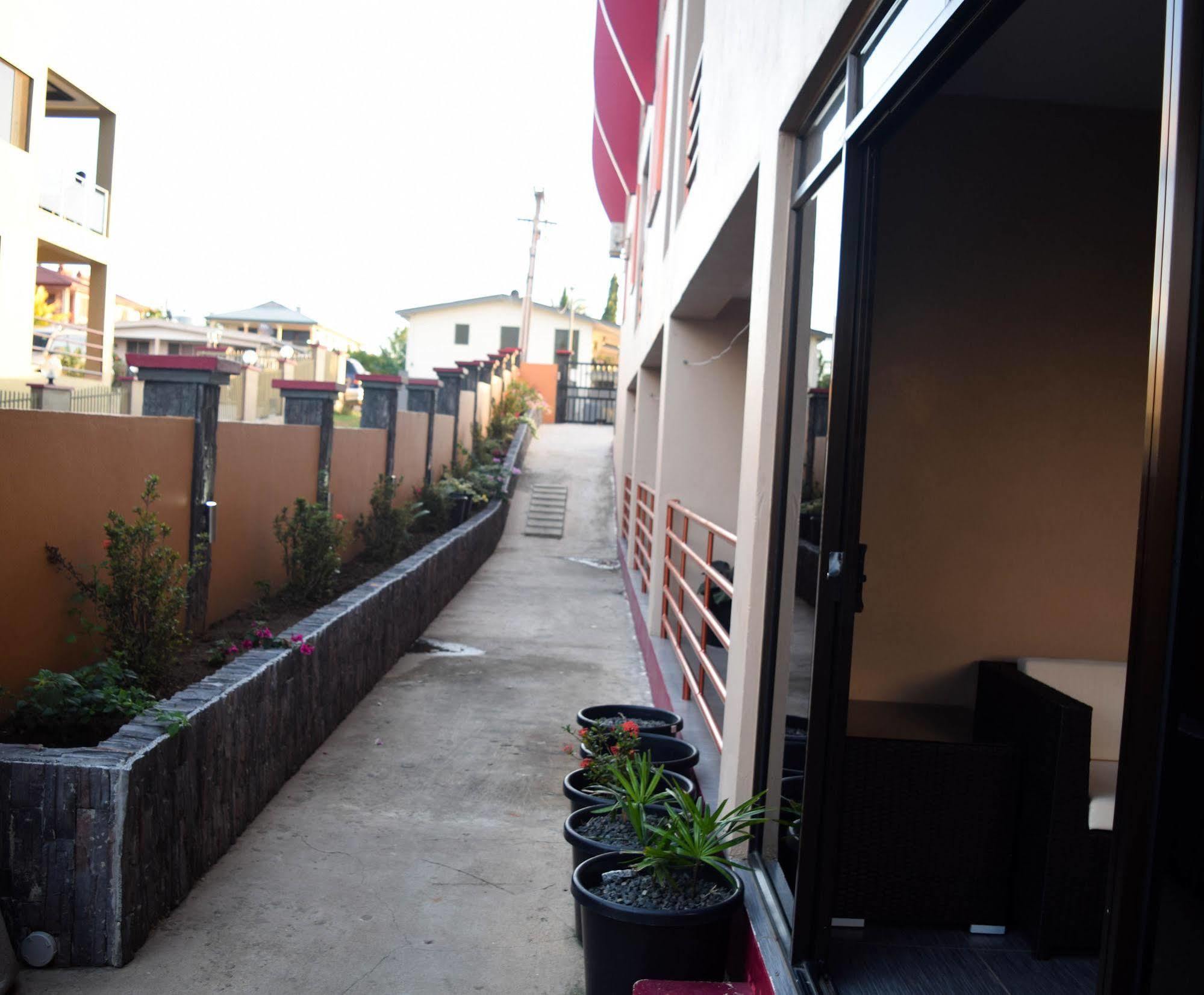 Al - Minhaj Service Apartments Nadi Exterior foto